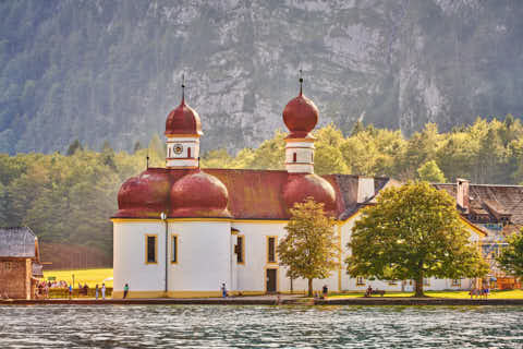 Gemeinde Schönau Landkreis Berchtesgadener_Land Königssee Kirche St. Bartholomä (Dirschl Johann) Deutschland BGL